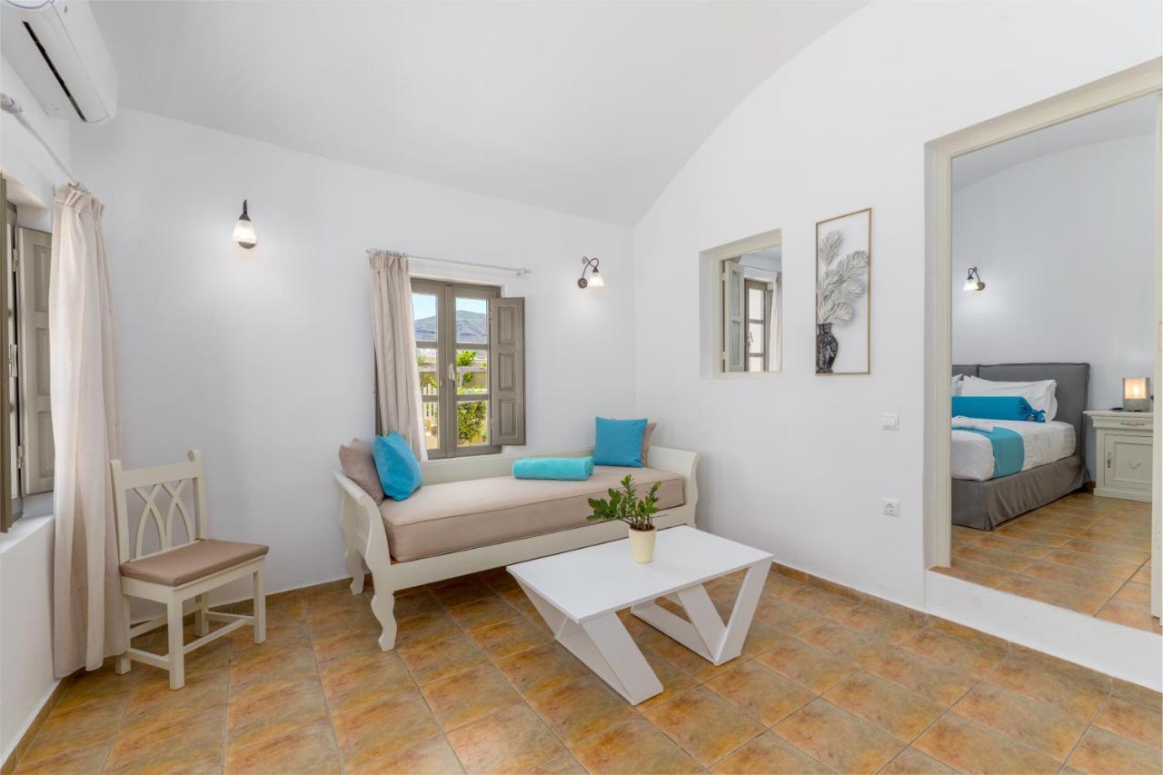 En Plo Boutique Suites Oia  Extérieur photo