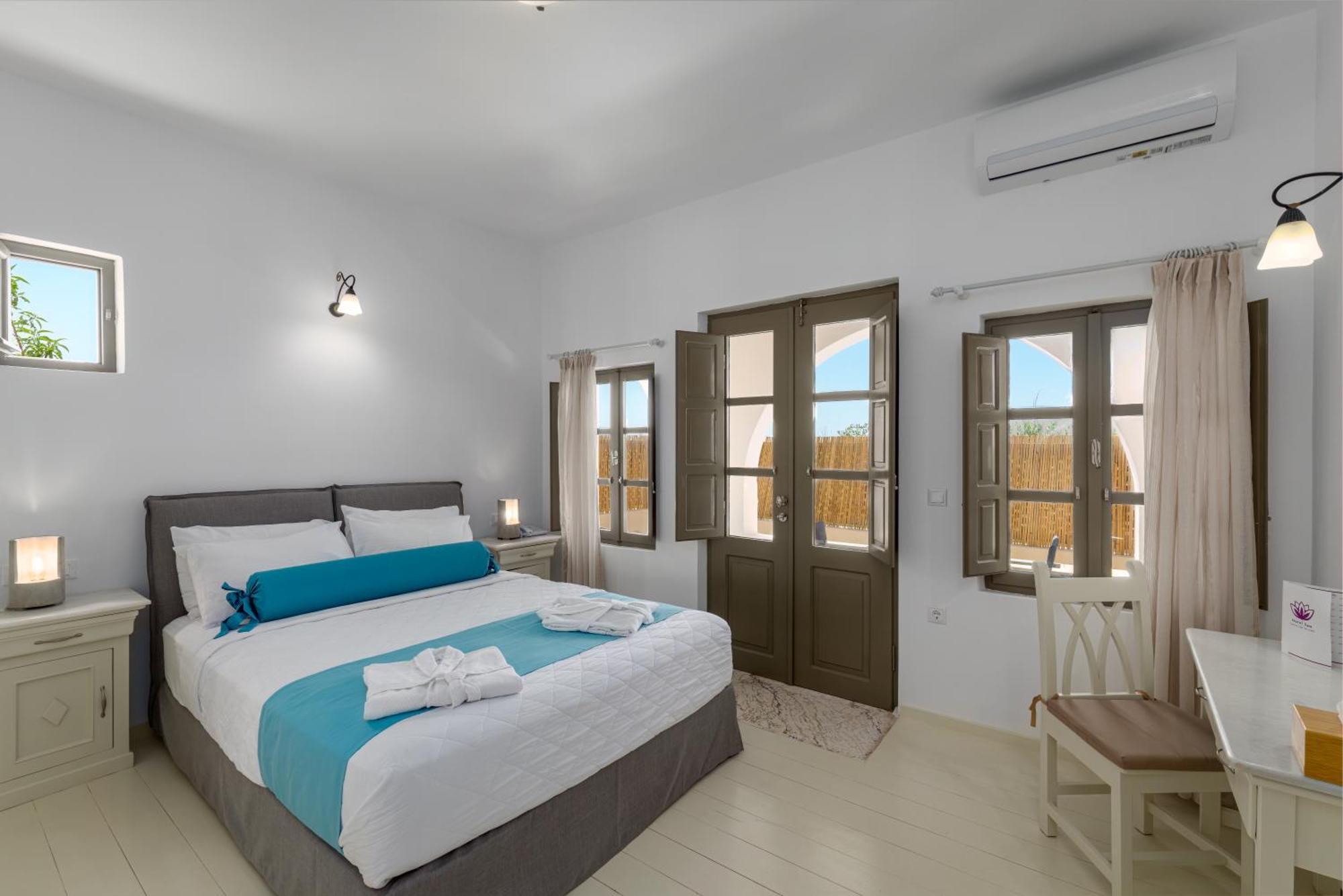 En Plo Boutique Suites Oia  Extérieur photo